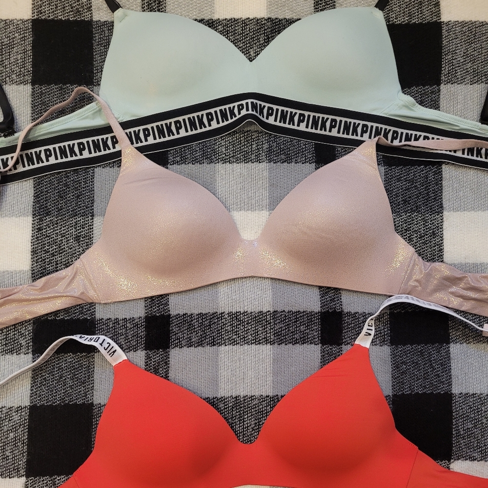 Victoria's secret wireless bra bundle 34A- 3